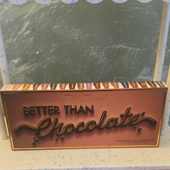 Too Faced Better Than Chocolate Cocoa Infused Eye Shadow Palette 18 Shades NIB - Picture 1 of 4